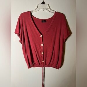 Red crop style top size XL